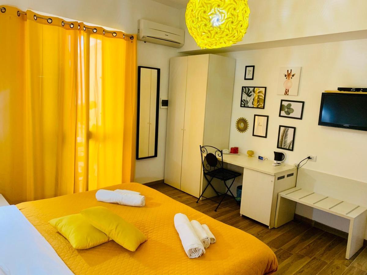 Chambre Triple avec Terrasse